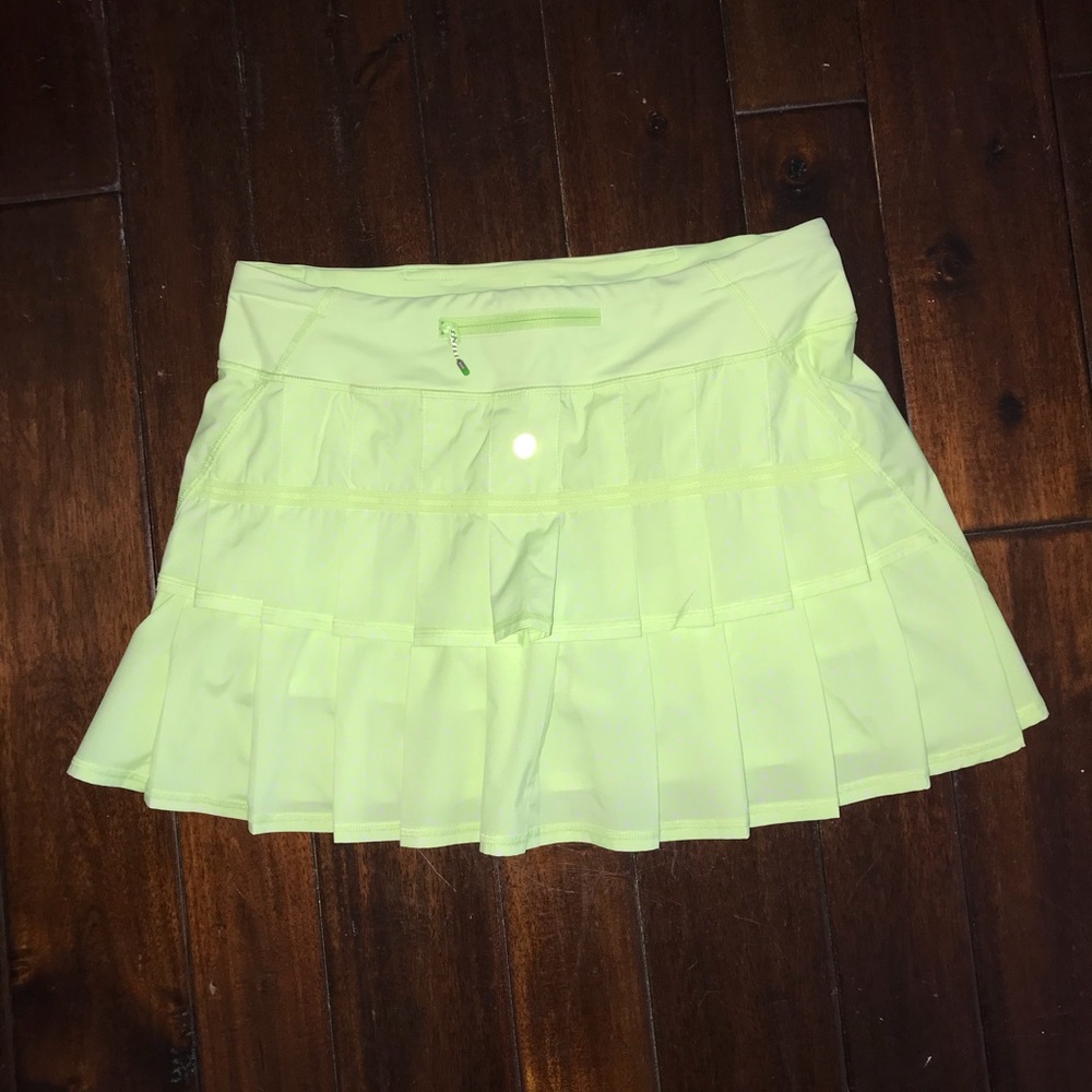 Lululemon pacesetter skort